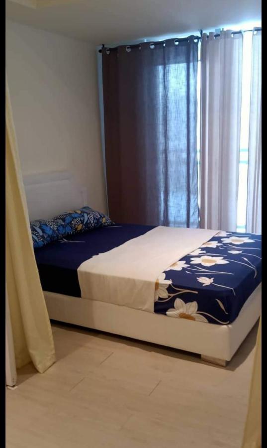 Home At Sm Bicutan Manila Luaran gambar